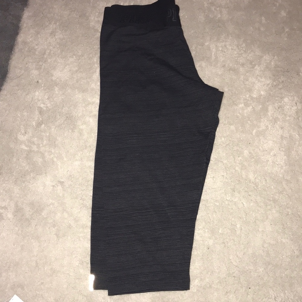 Victoria Secret PINK crop leggings